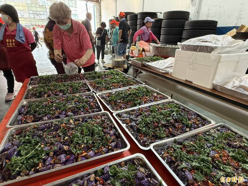 超澎湃！「粉紅超跑」今入彰市 行動菜車8千人份佳餚迎媽祖
