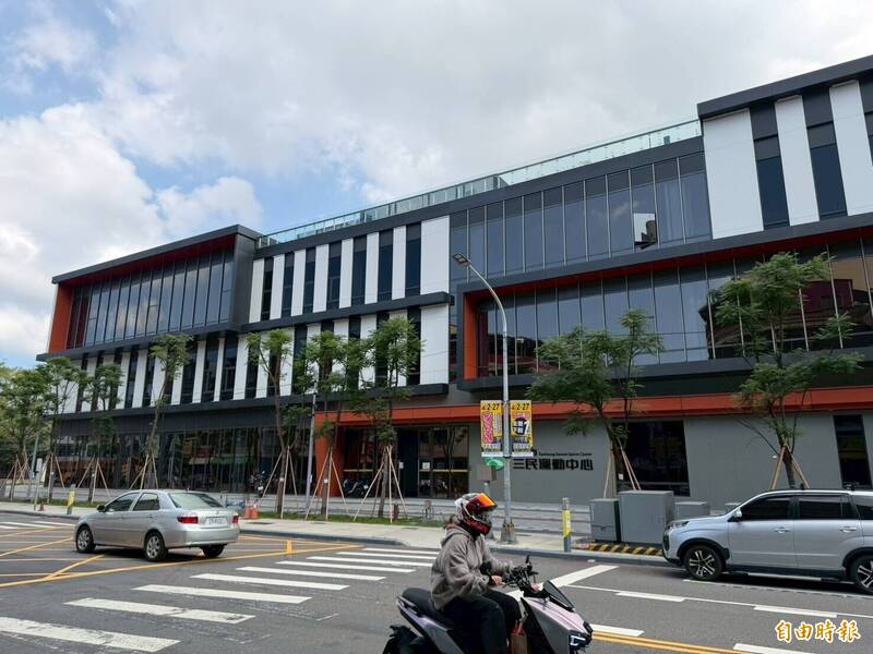 高市三民運動中心7月啟用 開箱全市功能最多、唯一屋頂槌球場