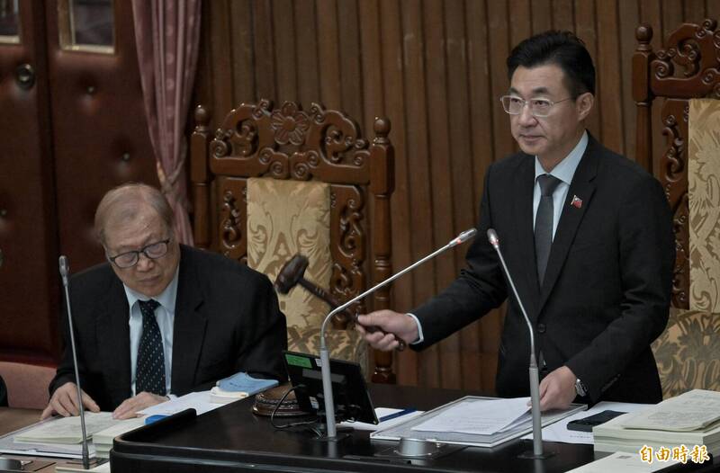 兒托法立院三讀 監管雲入法、虐兒可處60萬並公布姓名