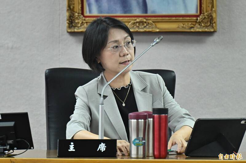 藍委提案修法公務員貪汙5萬以下免刑 粉專酸:KMT比共產黨還先進