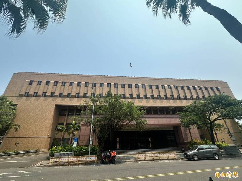 演習計畫變廢紙！空軍松指部作戰官「不小心丟進碎紙機」起訴