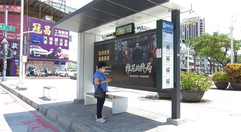 高雄新增200處公車LED跑馬燈，打造更智慧公車運網。（高市交通局提供）