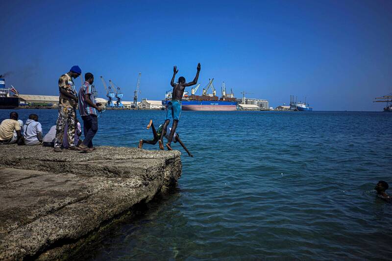 伊朗軍方嗆美國:再封我港口 就擋紅海等重要航道
