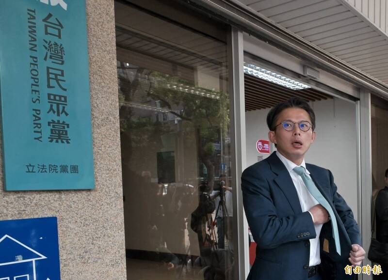 李貞秀暴走開炮民眾黨!林俊憲:狗咬狗當笑話看就好、看點在「他」反應