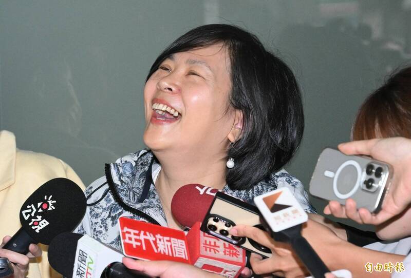 李貞秀驚吐「很多人去我家餐廳吃飯」 周軒：炸彈引信點燃了