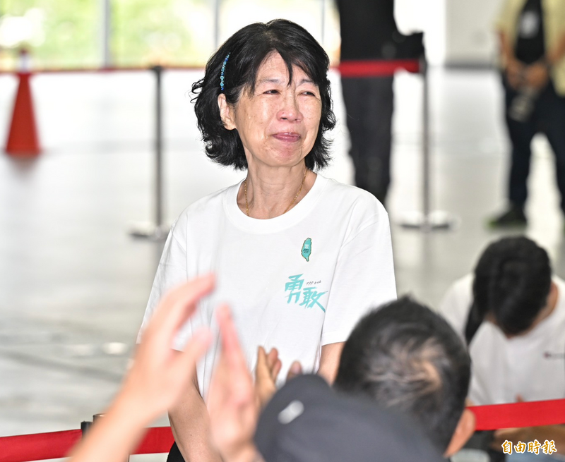 昔木可匯450萬「阿北說要捐出」 張育萌酸:陳佩琪自爆拆穿謊言!