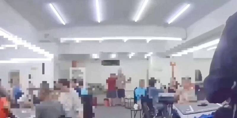 西門町棋牌社掛羊頭賣狗肉 警突襲查獲地下麻將賭場