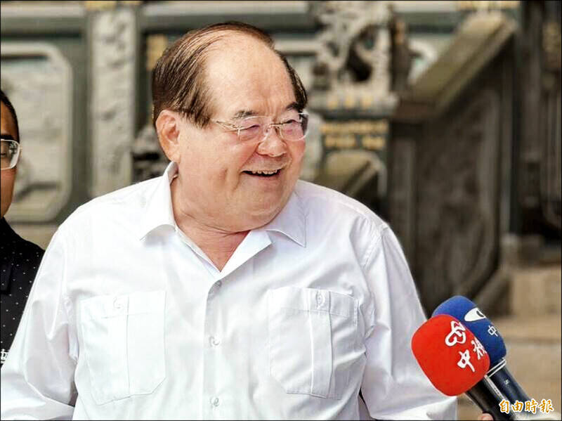 李乾龍座車遭裝追蹤器「賴」清德 府嚴正抗議:國民黨應速報案以昭公信