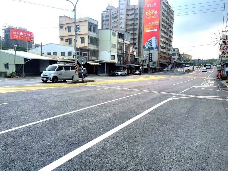 大寮新厝路改善後。（道工處提供）