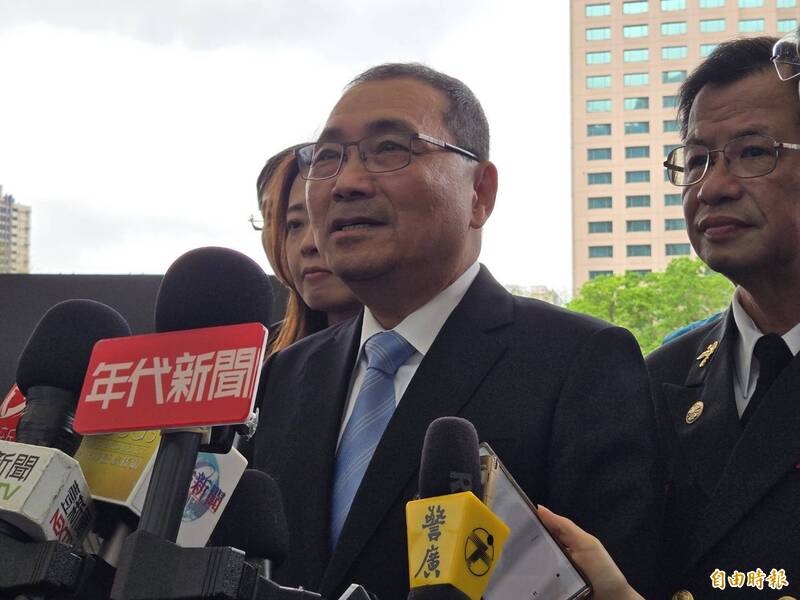 鄭麗文訪中盼促進兩岸交流 侯友宜：可從宗教、文化先行