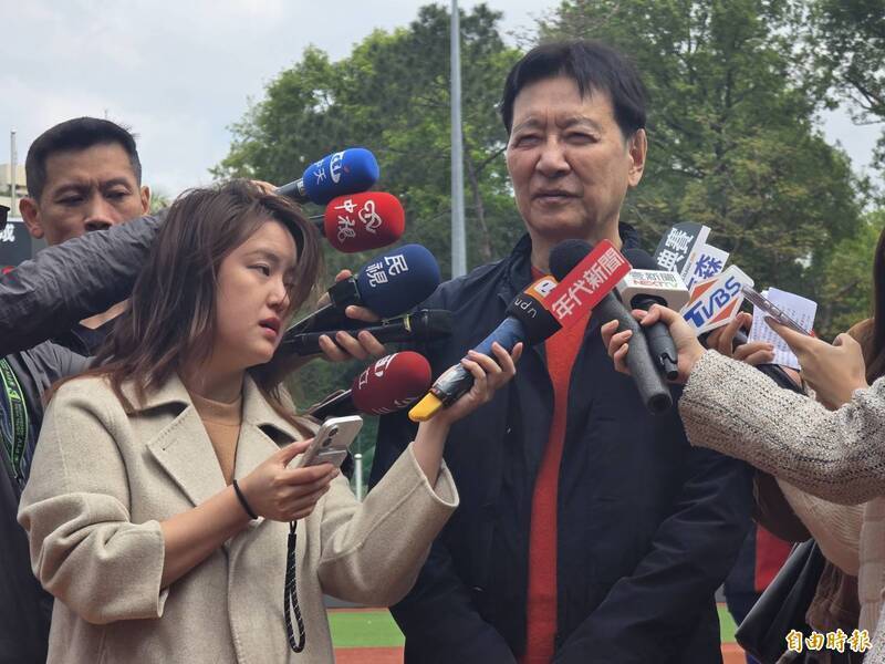 李乾龍座車被裝追蹤器 趙少康鼓勵提告