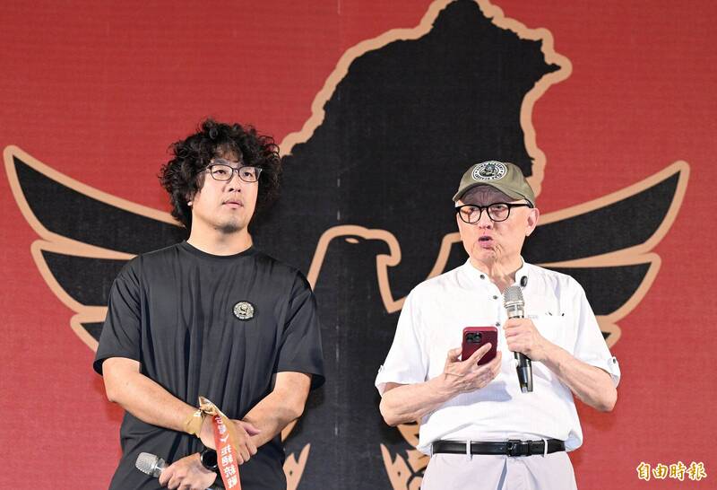 大罷免後首度公開合體 沈伯洋、曹興誠4/18對談「台灣的抉擇」