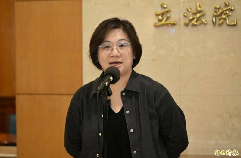 李乾龍稱遭裝追蹤器「不是什麼大事」 陳培瑜酸:還是根本沒這件事?