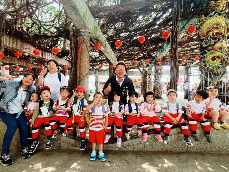 馬公立幼春季郊遊 3路同步出發走讀
