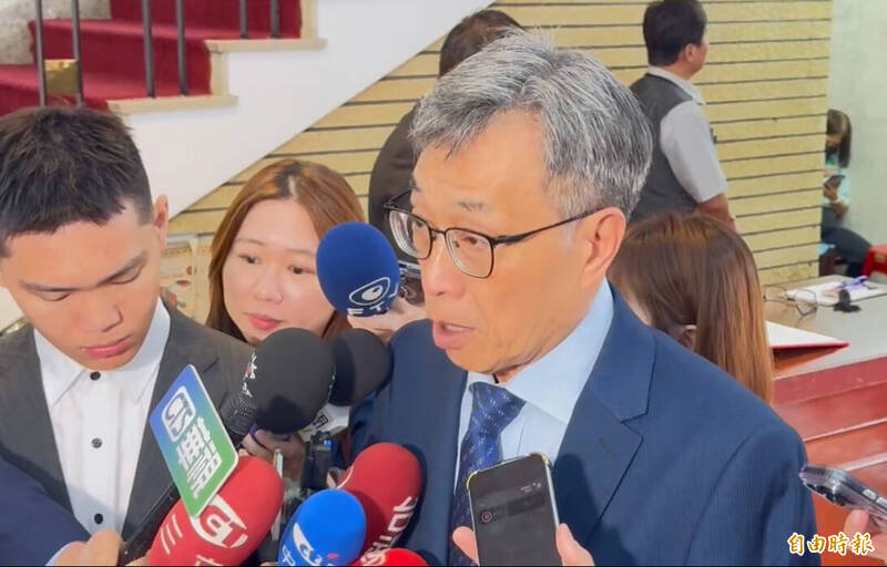 馬鈴薯逐顆檢查怎麼做？ 陳駿季揭流程：疑發芽須提改善計畫再逐顆查