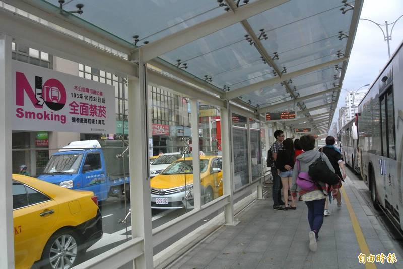 LTN投票箱》英國通過「世代禁菸令」 台灣該跟進嗎？