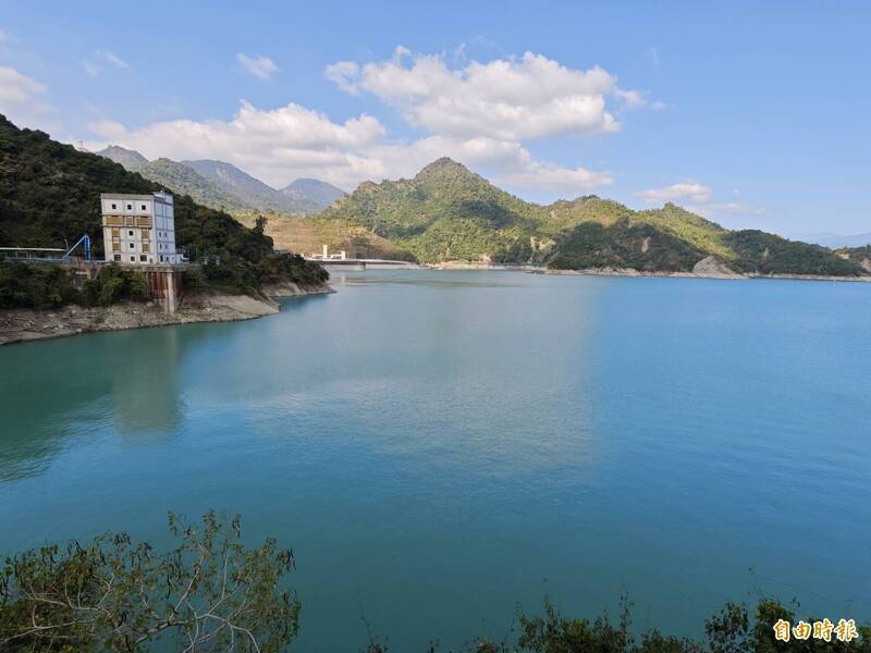 這波春雨對台南地區水情雖助益不大，但曾文水庫整體庫容量仍比2021年、2023年同期多上1/3。（資料照）
