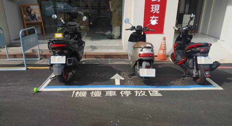 大型重機可停放路邊機車格  台中市5/1起試辦