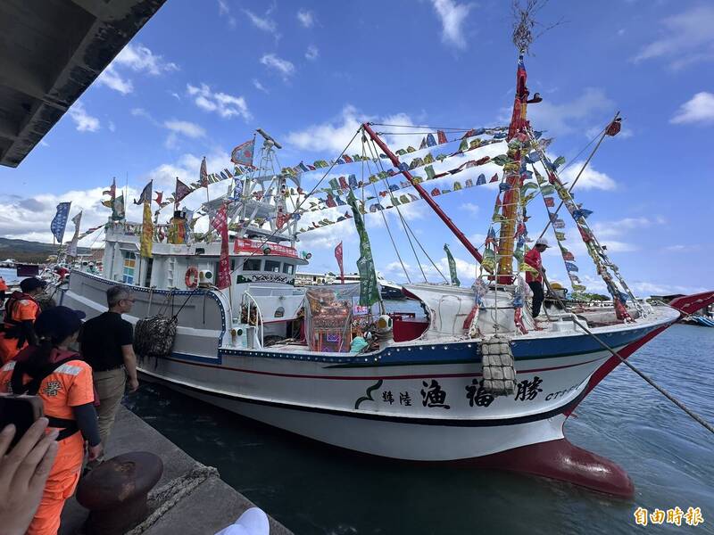 首屆「海巡媽」環台抵國境之南！準備返航鳳芸宮安座