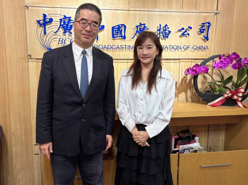 傳訪非專機未獲模里西斯飛航許可 蕭旭岑批總統府螺絲鬆了