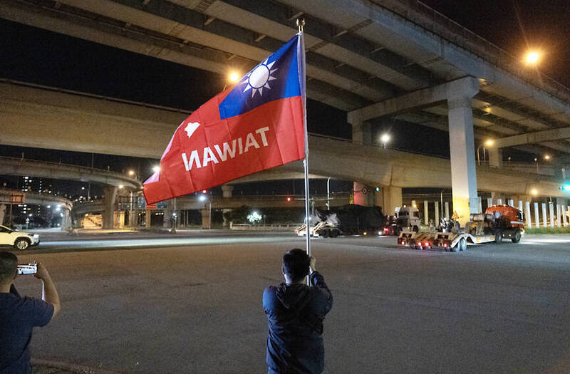 《TAIPEI TIMES》 Final batch of M1A2T Abrams tanks purchased from the US arrive in Taipei