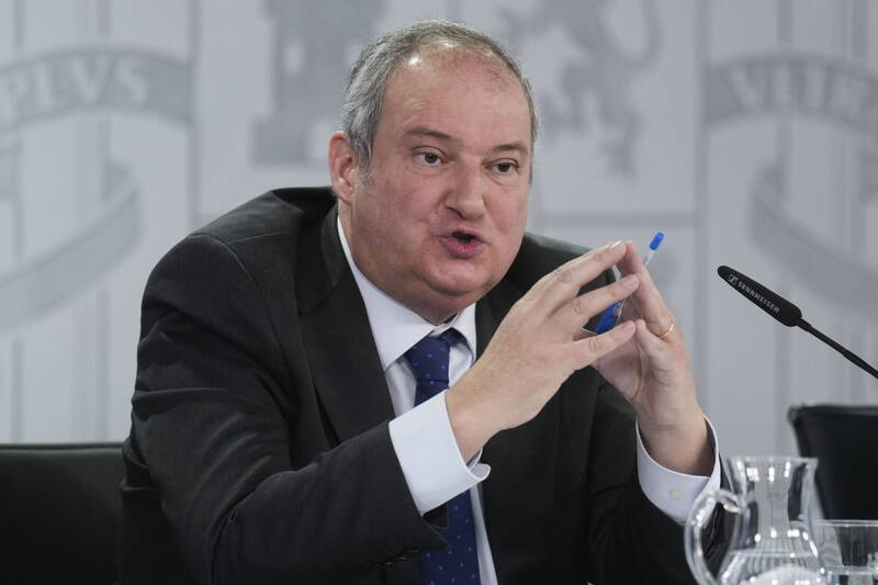 中東戰火推高油價 西班牙部長呼籲民眾快買機票