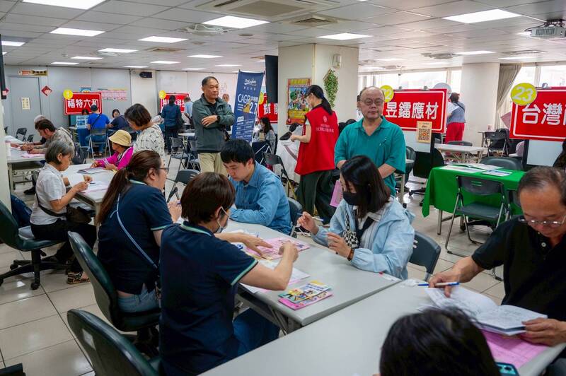 桃園就服處5月辦4場次徵才活動 逾3200個工作機會向求職者招手