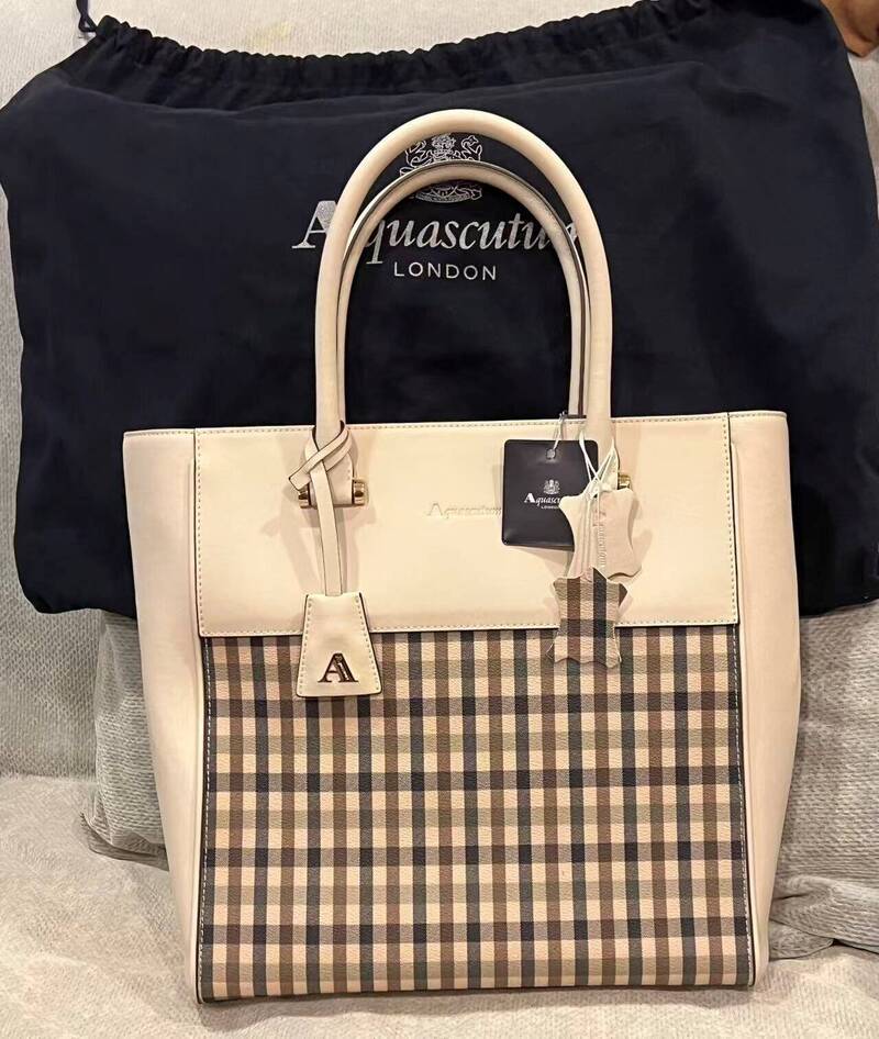 母親節選禮看過來！執行署5/5聯合拍賣會 鉑金包、寶石項鍊全都有