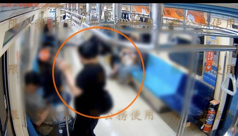 [新聞] 北捷男子直盯引發恐懼 女子控遭眼神性騷 - 八卦 - PTT.BEST 批踢踢爆文