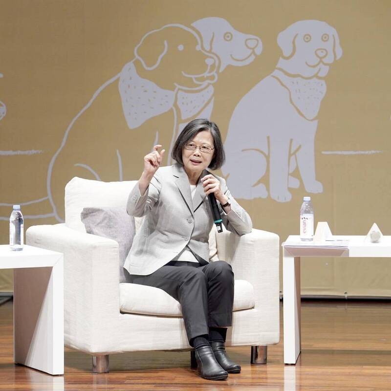 蔡英文成大開講 理性、同理與承擔打造有溫度的決策者