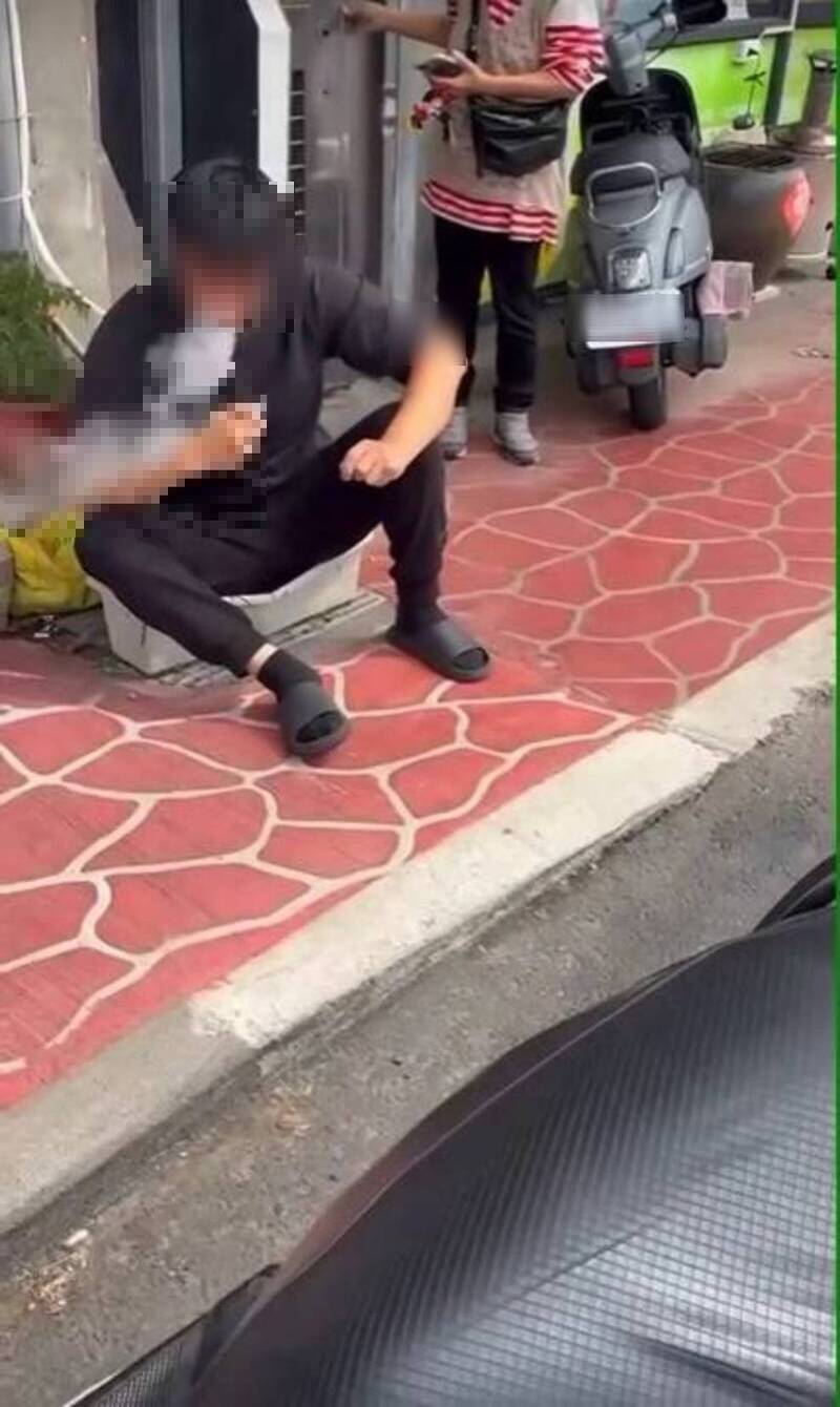 苗栗拖吊車連撞3車 網傳司機疑吸「喪屍菸彈」僵直發抖