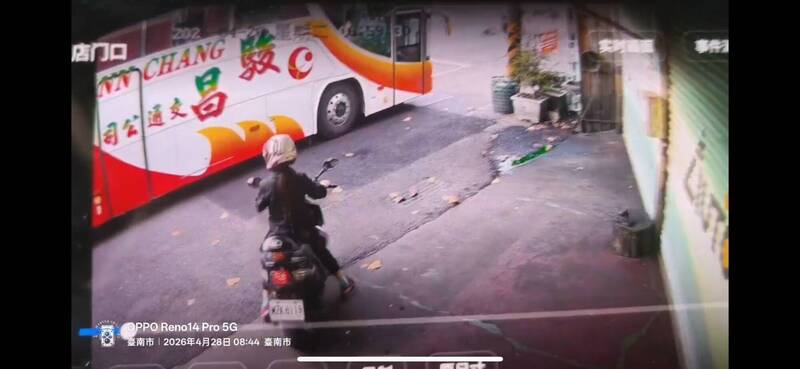 違停校車有責？台南女警車禍喪命「因果關係」掀內部分歧