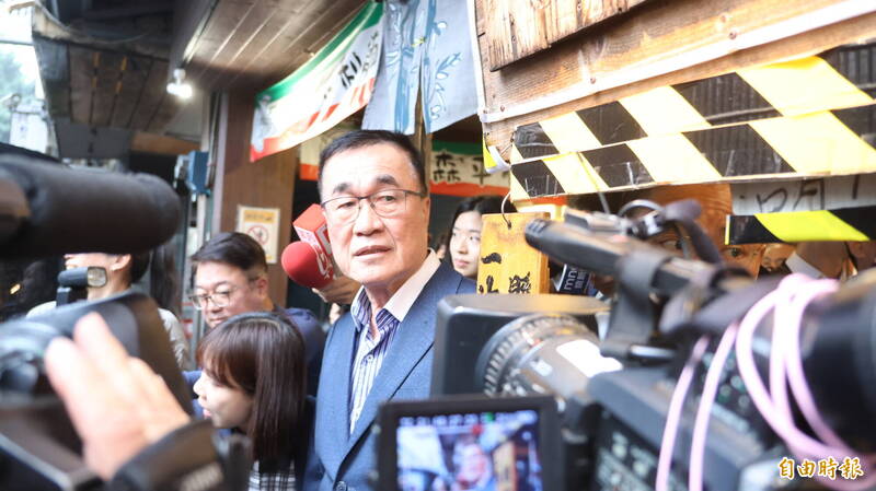 李四川關心韓國瑜 國民黨勞工表揚與鄭麗文同台不同場
