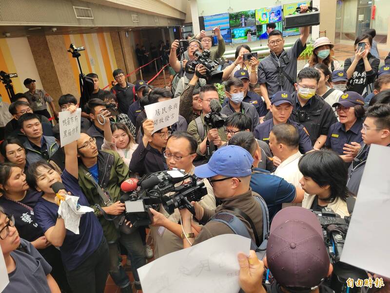 抗議黑箱到逐一發言 北市社子島細部計畫歷時4.5小時拍板