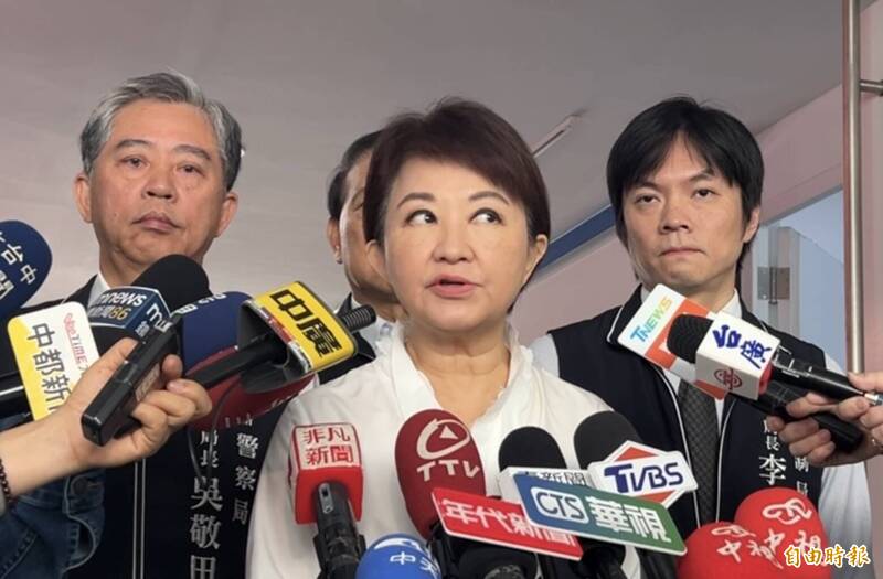 廚餘失能卻曬空汙政績！ 盧秀燕臉書遭灌爆 詹凌瑀：別用媽媽包裝無能