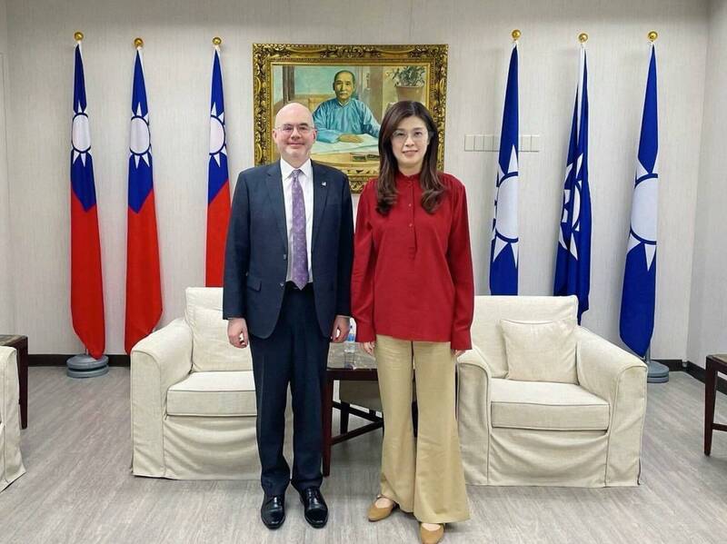 「美國已仁至義盡！」顏擇雅：台灣不自救誰能救