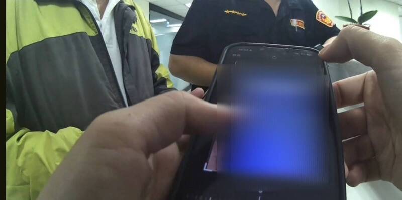 買黃金還是家用？8旬翁領30萬說詞反覆 警戳破話術保住血汗錢