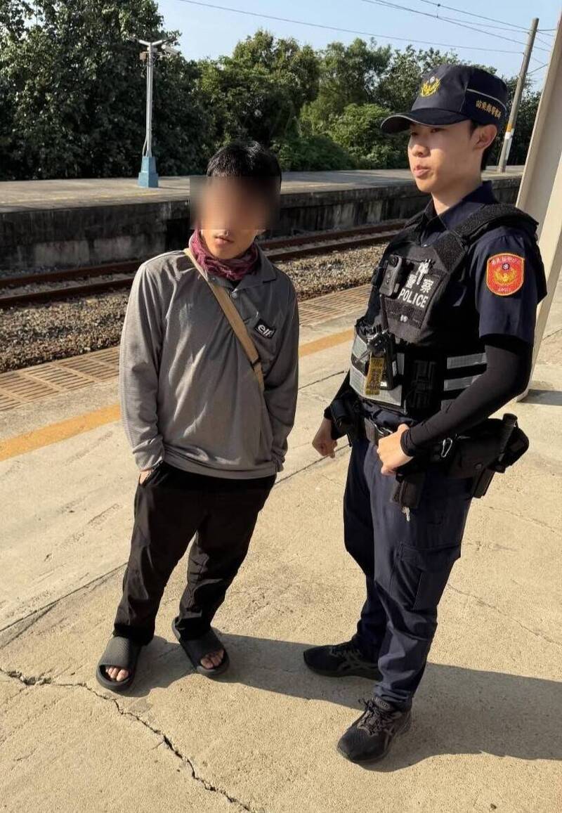 抓到了！台鐵列車連2晚「露鳥打手槍」 警逮噁男法辦