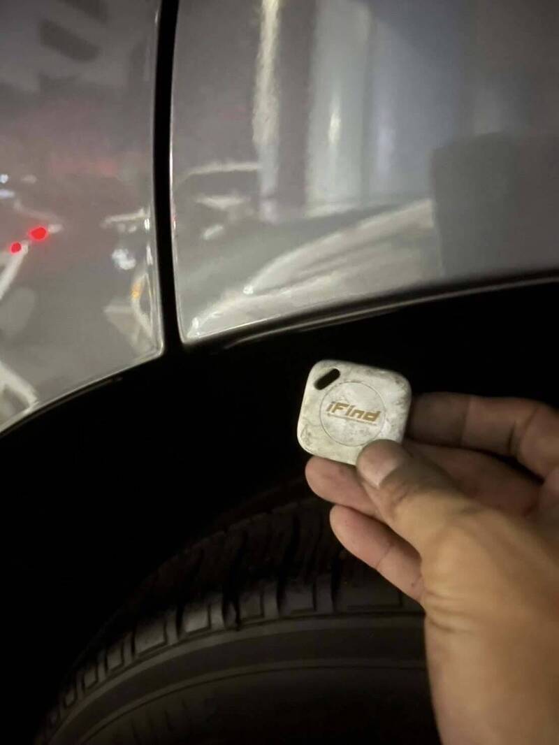 民眾黨前高雄主委自爆遭裝追蹤器 高市警：尚未報案