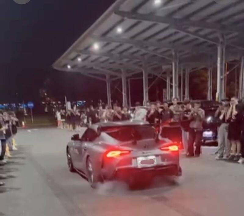 超跑車聚失控！國道南投服務區  3人依公共危險罪嫌送辦