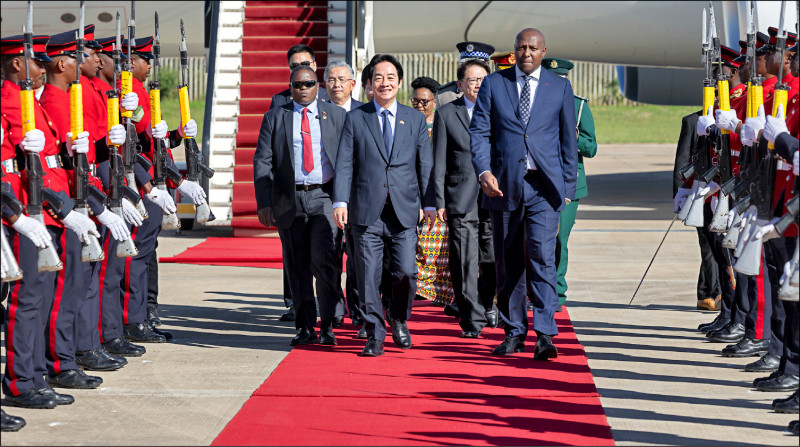 保密到家 賴搭乘史王專機直飛抵達