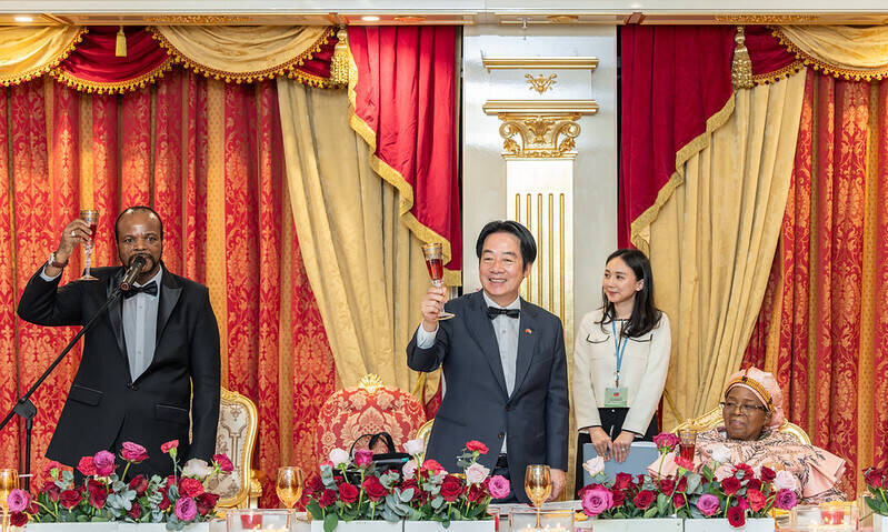 賴總統表示,國王及王母已答應再次訪台,尤其王母上次訪台已睽違10年。(總統府提供) 賴總統表示,國王及王母已答應再次訪台,尤其王母上次訪台已睽違10年。(總統府提供)