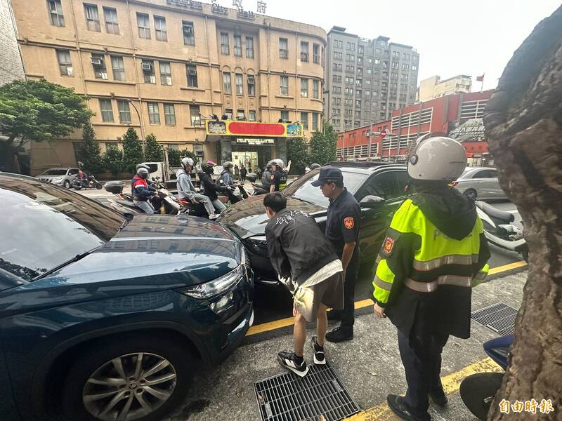基隆市府前逆向連環撞 駕駛毒品唾篩陰性 竟在駕駛座下搜出喪屍煙彈