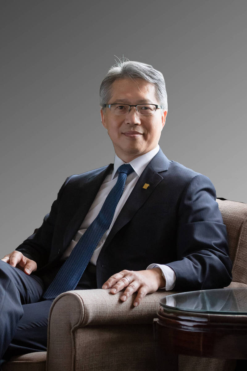 獲選美國哲學學會數理科學院士 中研院長廖俊智學術成就獲肯定