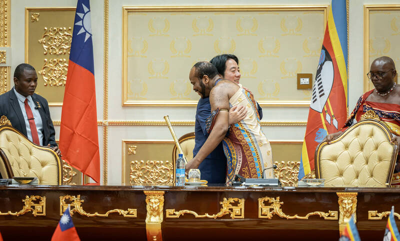 賴清德破封鎖訪史國! 林楚茵轟藍白同鼻孔出氣:投降才尊嚴?