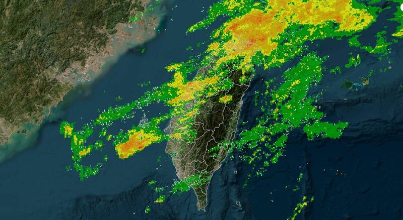 華南雲雨帶通過中 颱風論壇：今天白天是高峰期