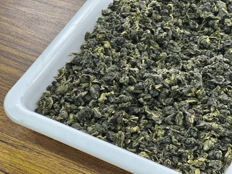 桃園春季蘆峰烏龍茶分級評鑑賽 陳曉儀勇奪特等