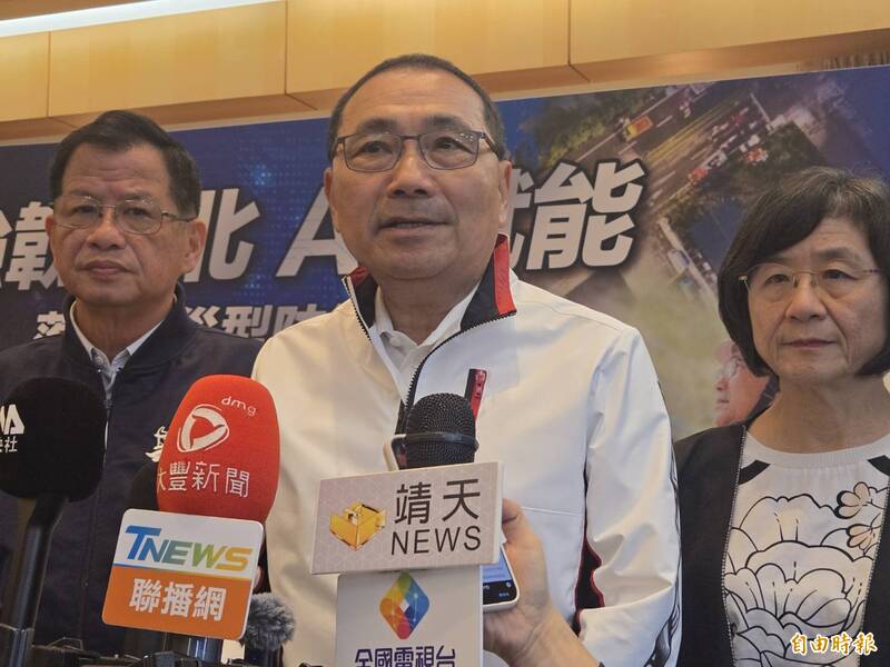 新北新莊自來水管破裂淹水 侯友宜：用水不受影響