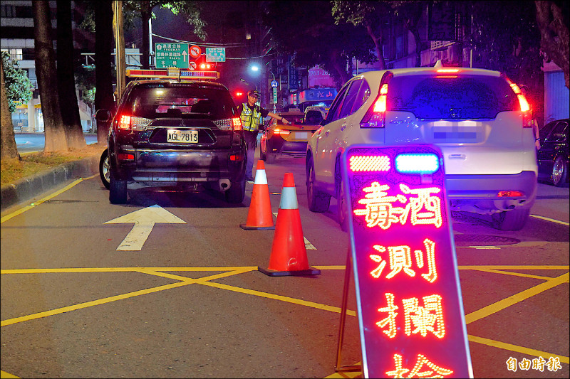 交部擬修法重懲毒駕 乘客連坐處分／致人死傷數逐年提高 將與內政部討論與酒駕罰則脫鉤