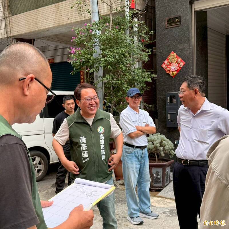 柯文哲現身高雄與民進黨議員會勘？釣出本尊回應了